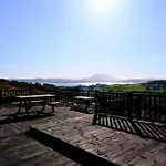 4 Bedroom House By Travel Lets Homes With Atlantic View Semesterbostad *