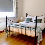4 Bedroom House By Travel Lets Homes With Atlantic View * Downings