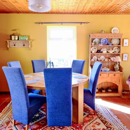 Vakantiehuis 4 Bedroom House By Travel Lets Homes With Atlantic View Downings