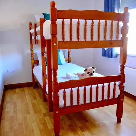 Сasa de vacaciones 4 Bedroom House By Travel Lets Homes With Atlantic View *